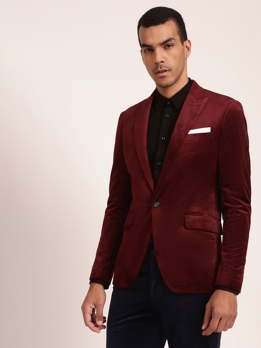 Lindbergh Men Burgundy Solid Collar Blazer