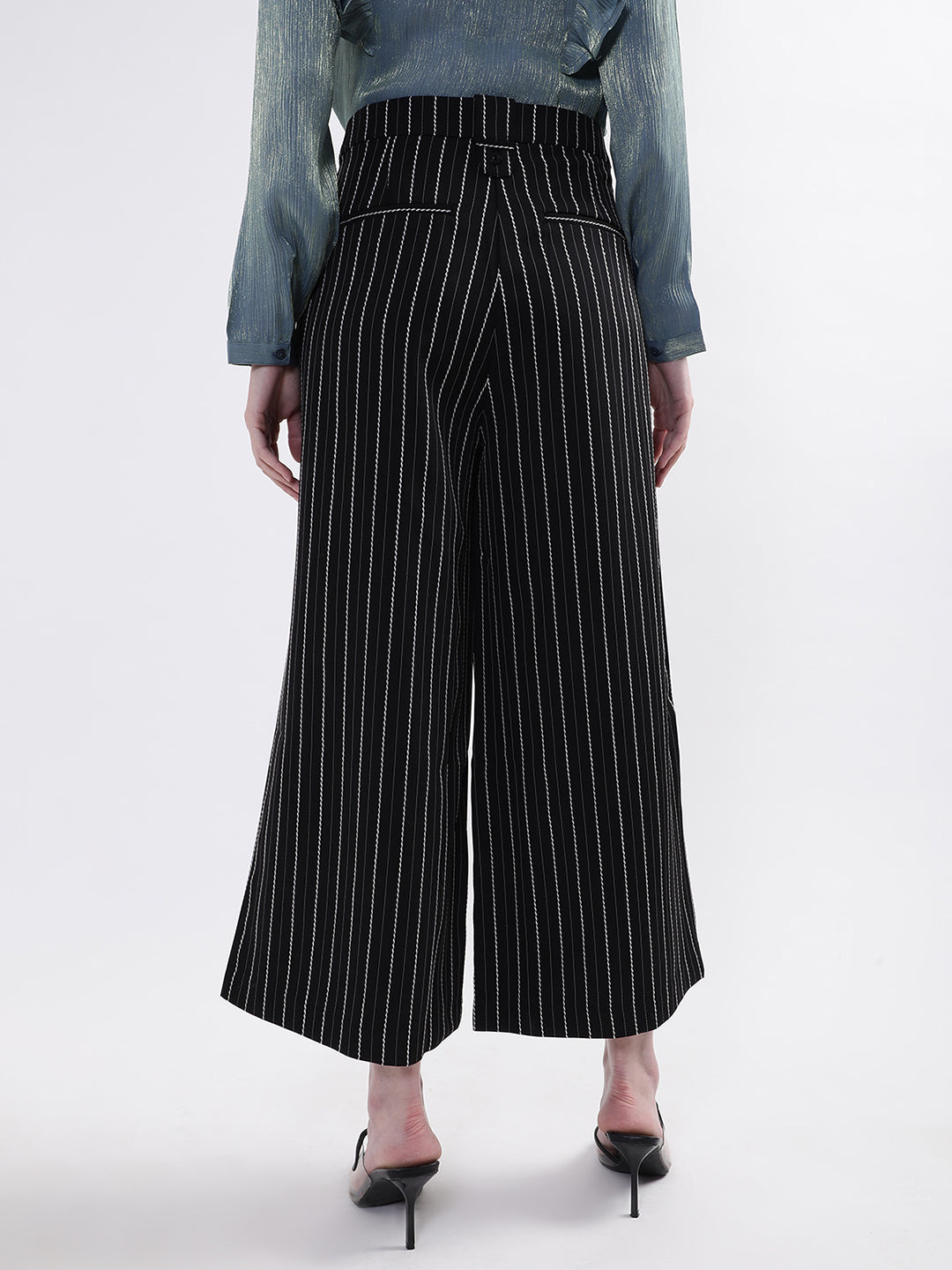 Centrestage Women Black Solid Regular Fit Trouser