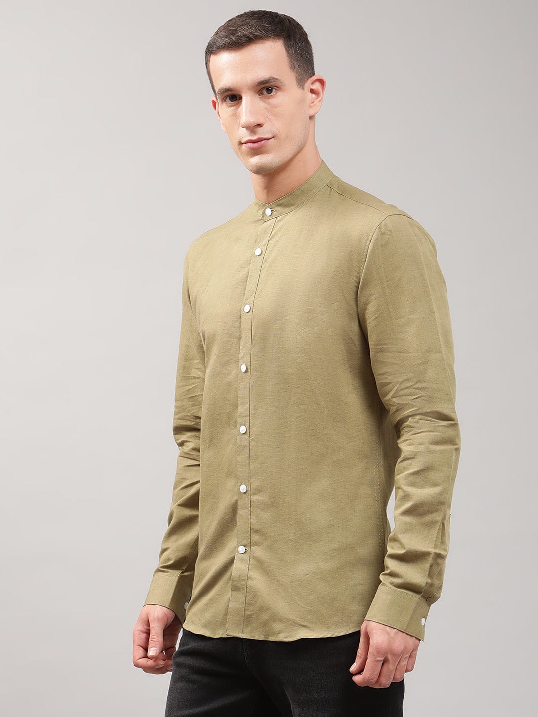 Lindbergh Men Solid Mandarin Collar Shirt