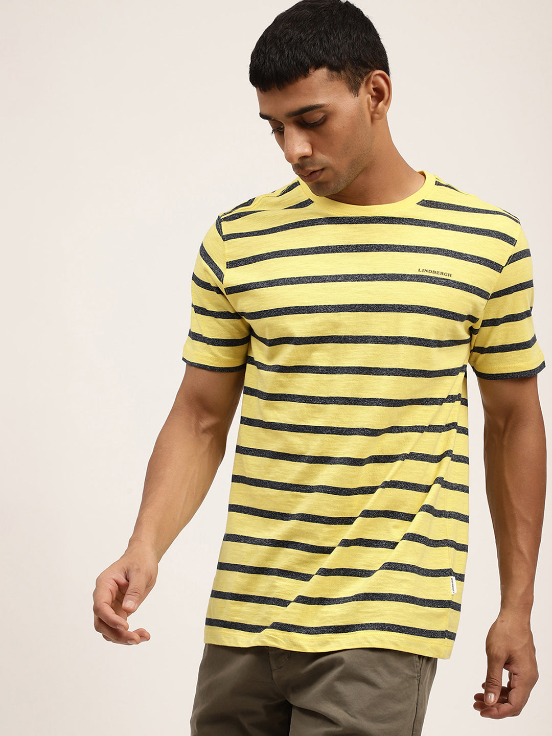 Lindbergh Men Yellow Striped Round Neck TShirt