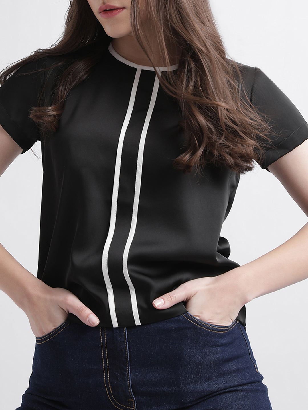 Centre Stage Women Black Solid Round Neck Top