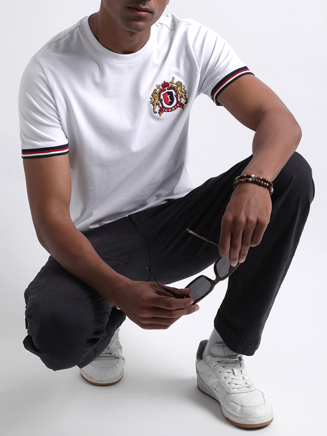 Iconic Men White Crew Neck Tshirt