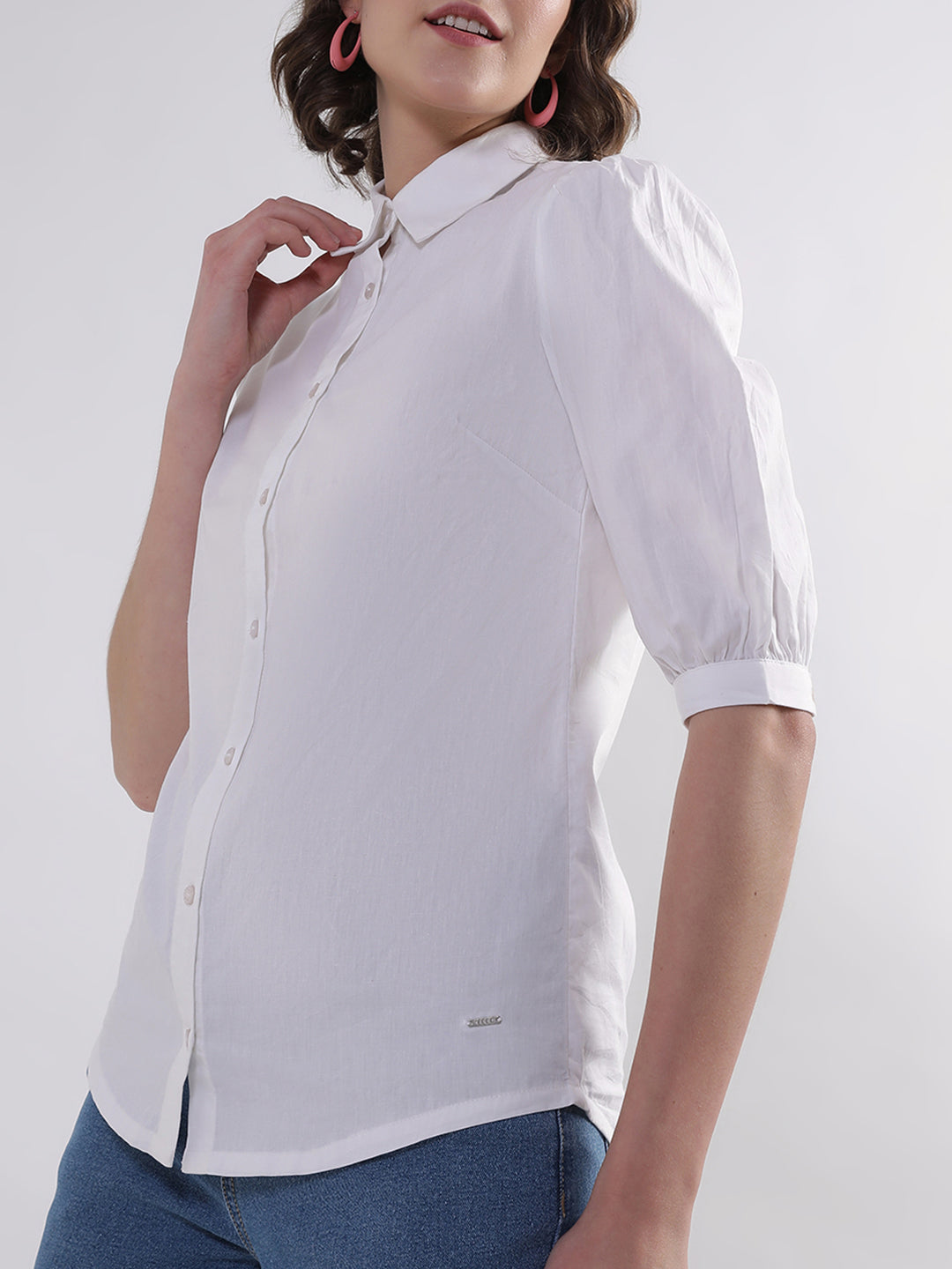 Elle Women White Solid Collar Top