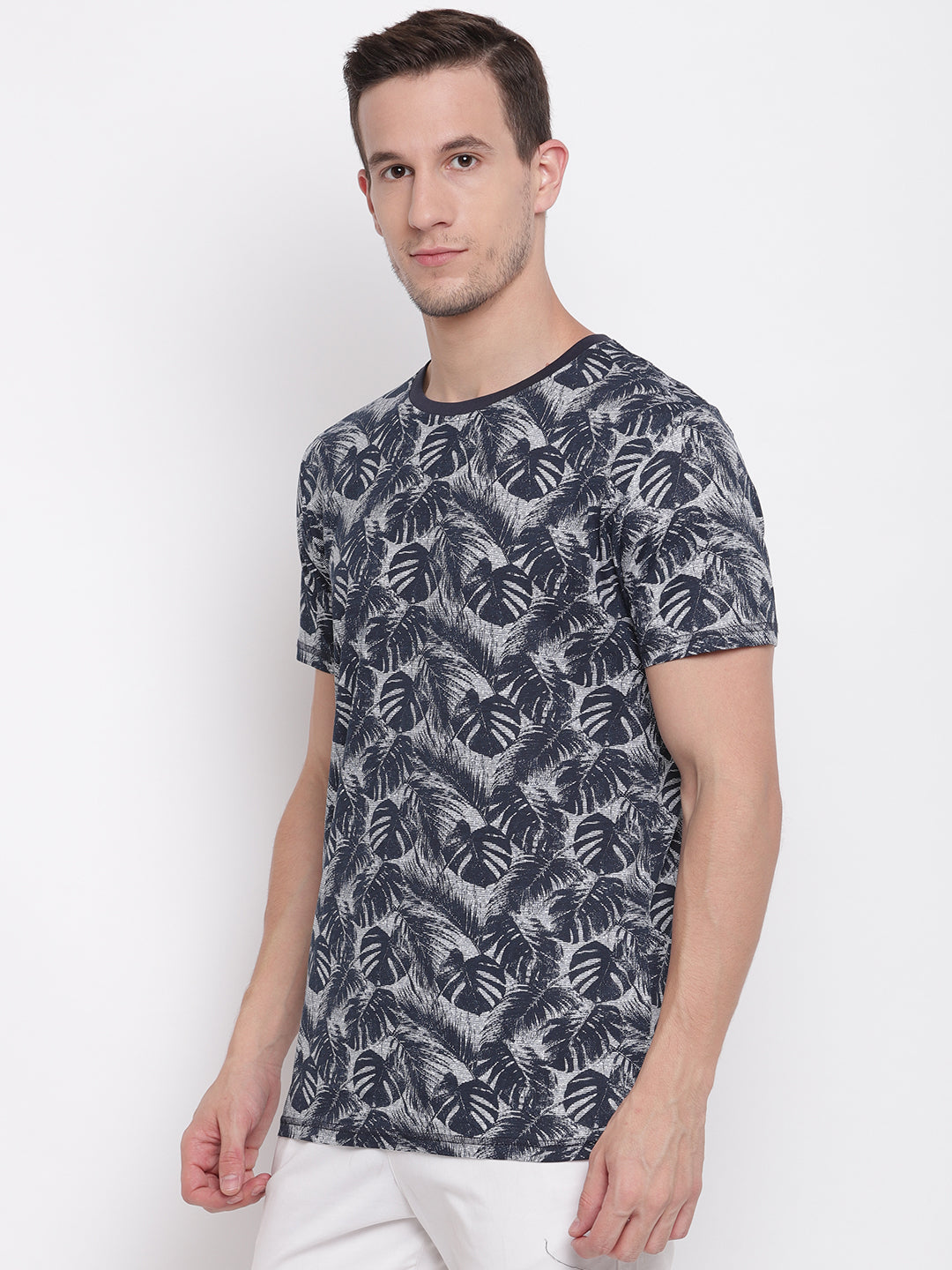 Lindbergh Men Blue Printed Round Neck TShirt