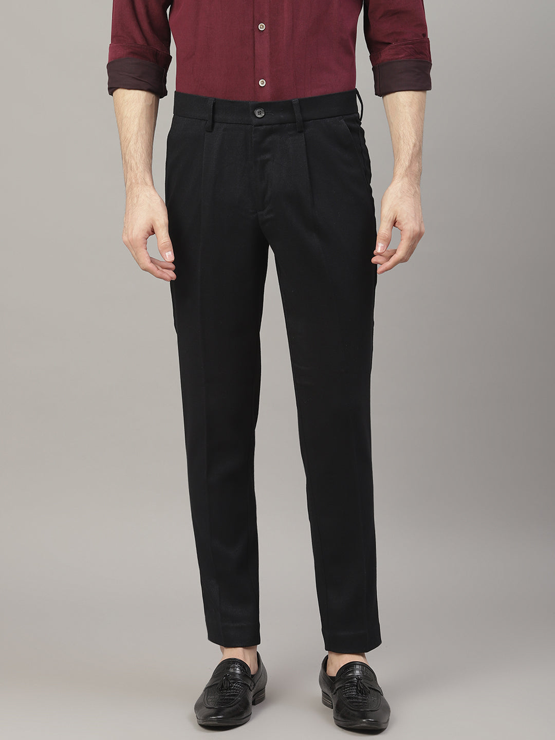 Lindbergh Men Navy Blue Solid Relaxed Fit Trouser