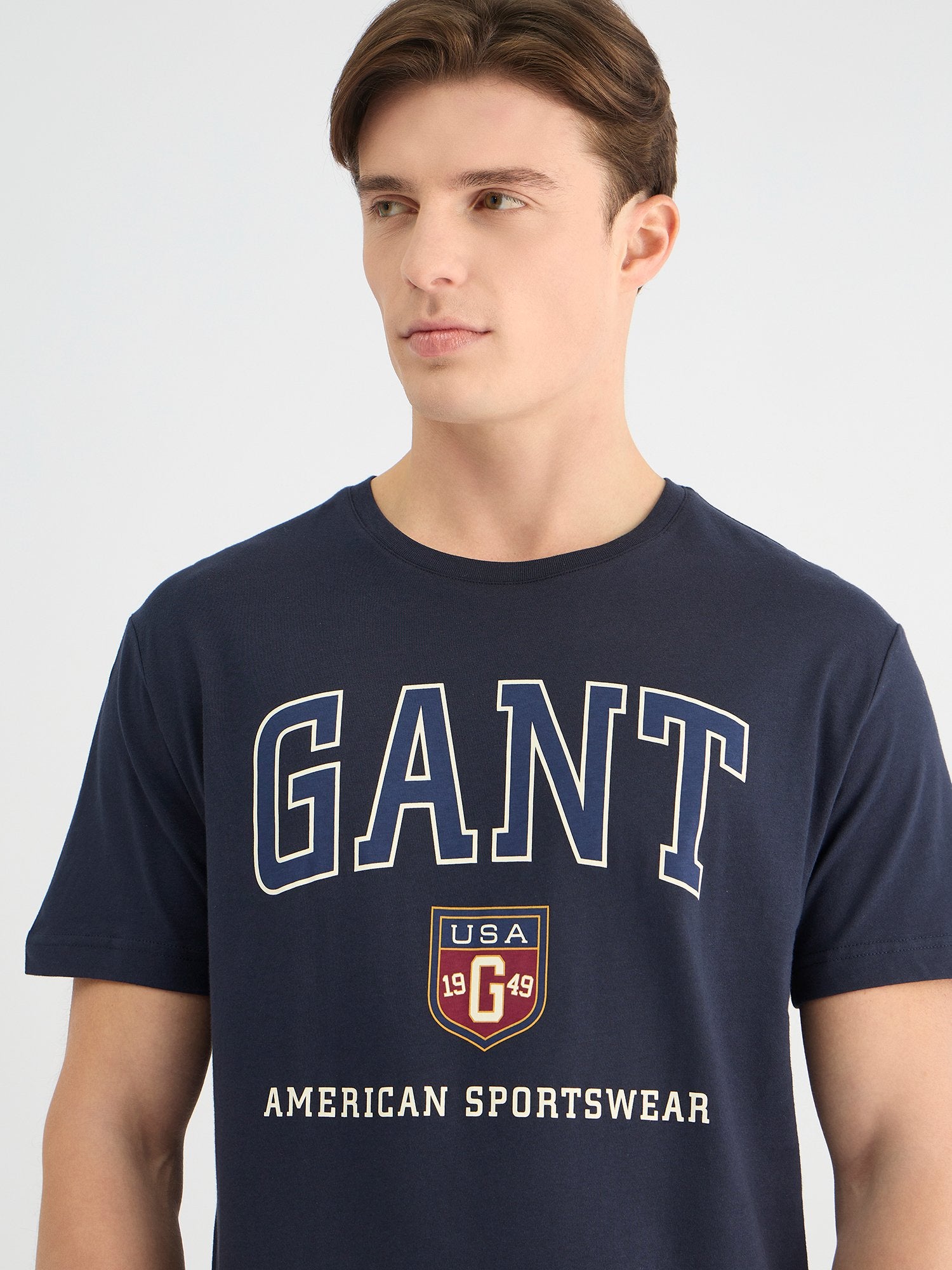 Gant Men Blue Regular Fit Solid Crew Neck Tshirt