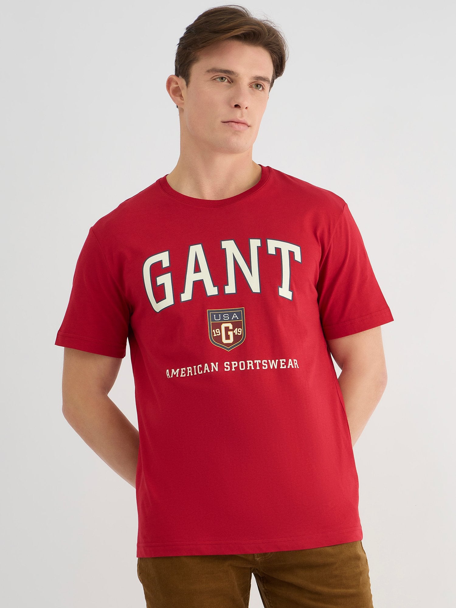 Gant Men Red Regular Fit Solid Crew Neck Tshirt