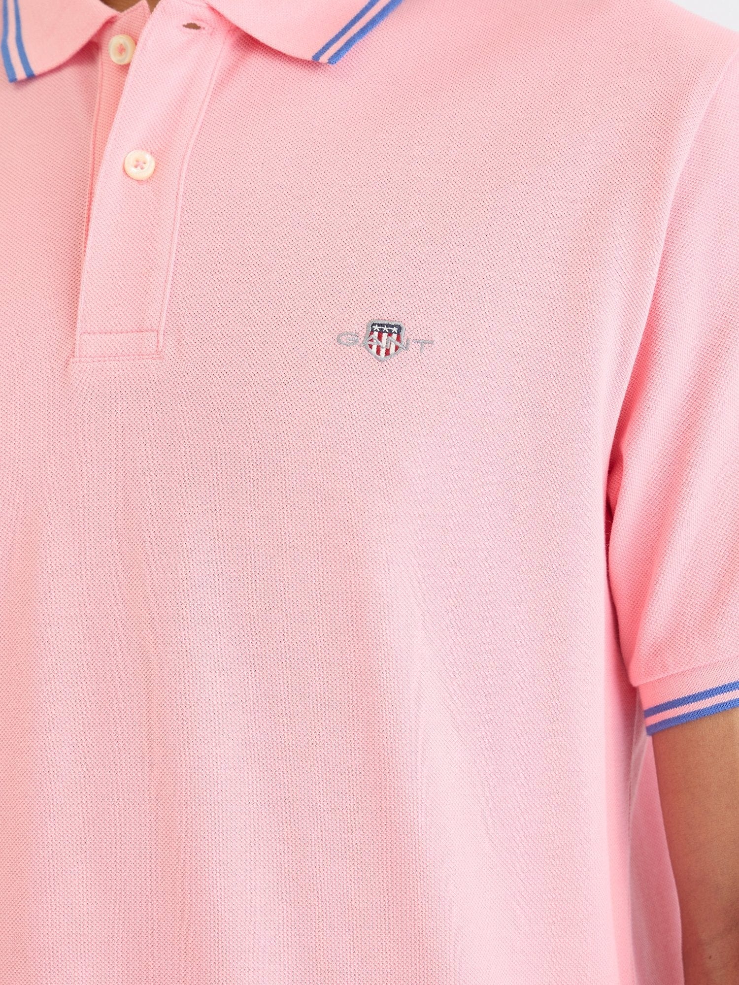 Gant Men Pink Solid Polo Tshirt