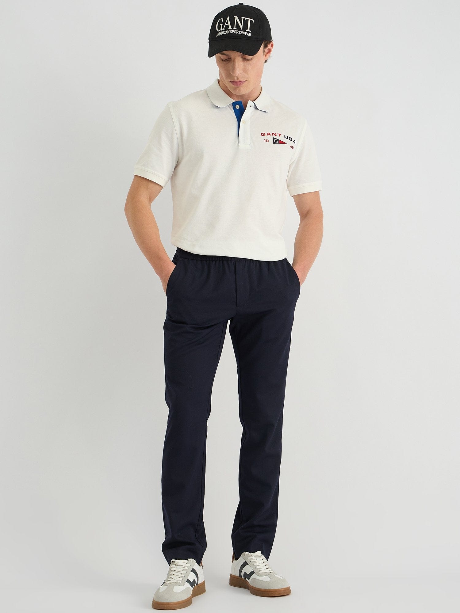 Gant Men White Regular Fit Solid Polo Tshirt