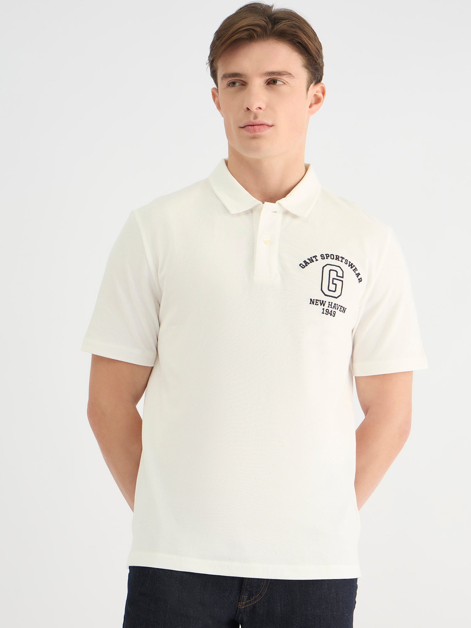 Gant Men White Regular Fit Solid Polo Tshirt