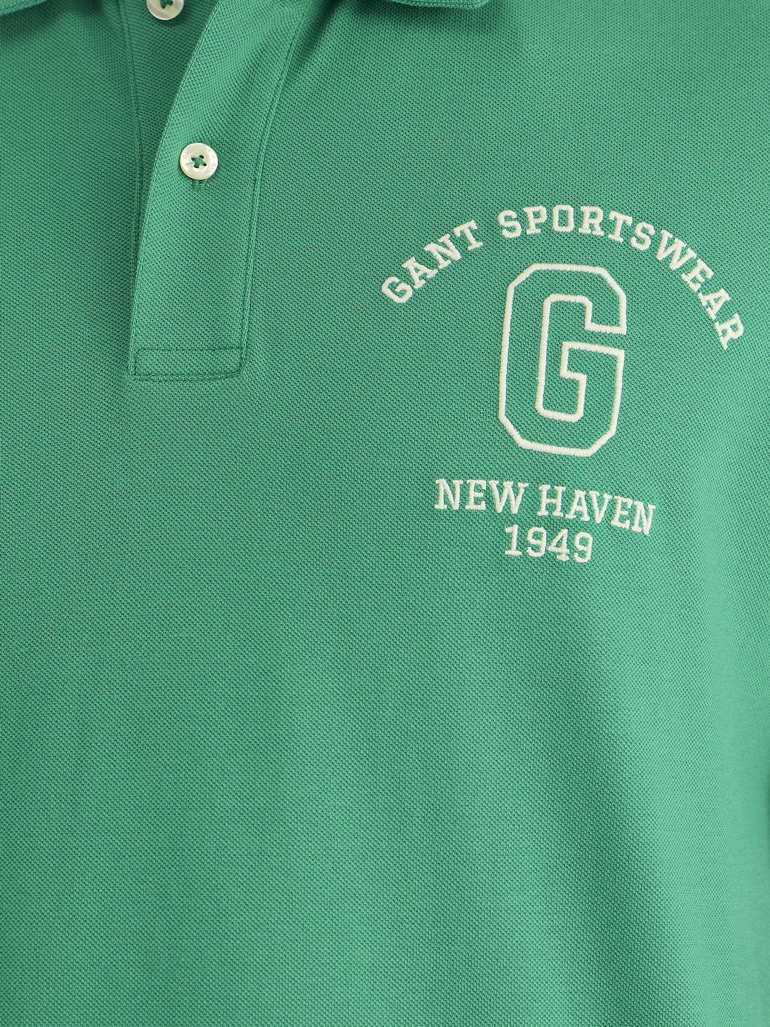 Gant Men Green Regular Fit Solid Polo Tshirt