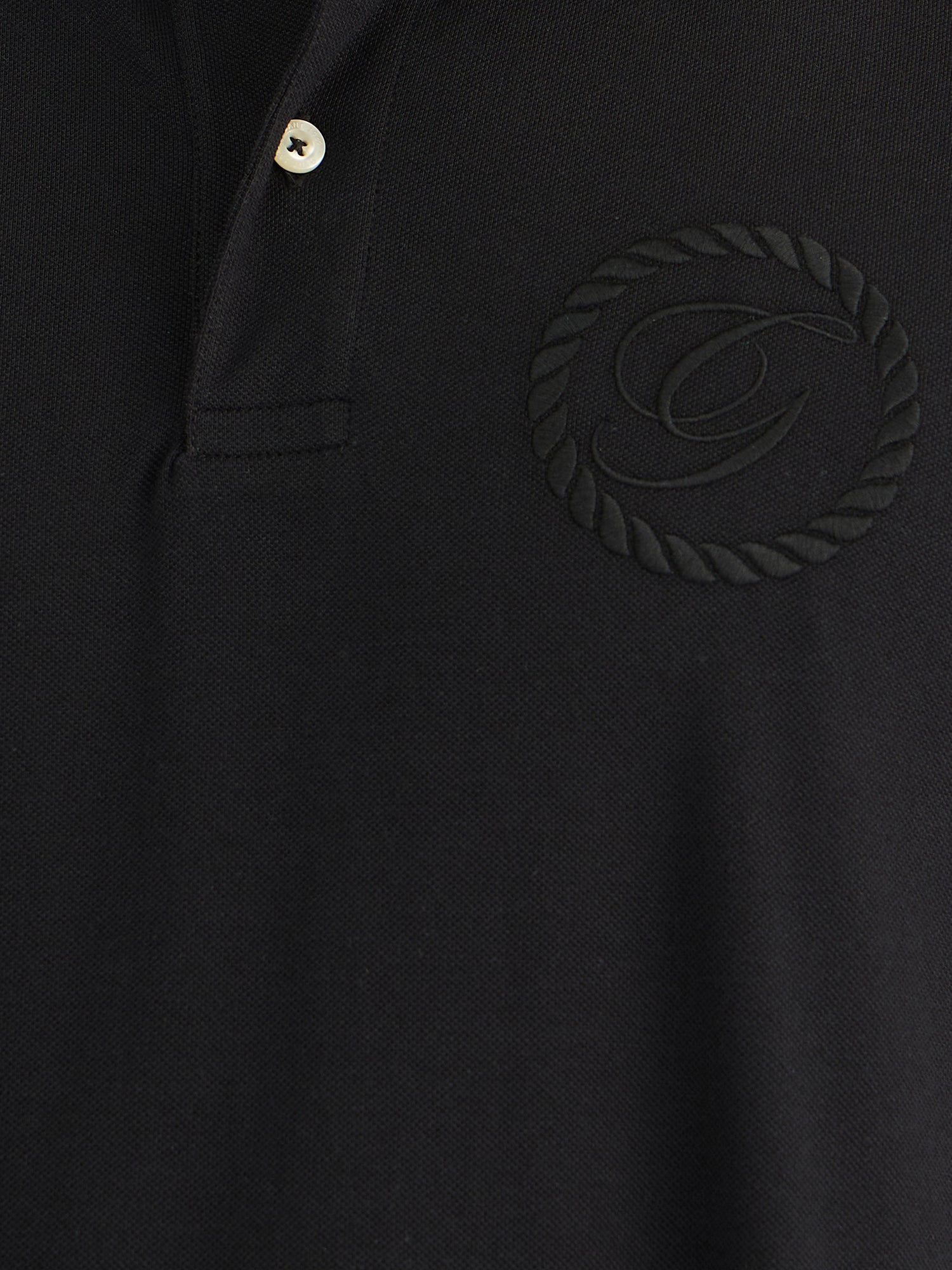 Gant Men Black Regular Fit Solid Polo Tshirt