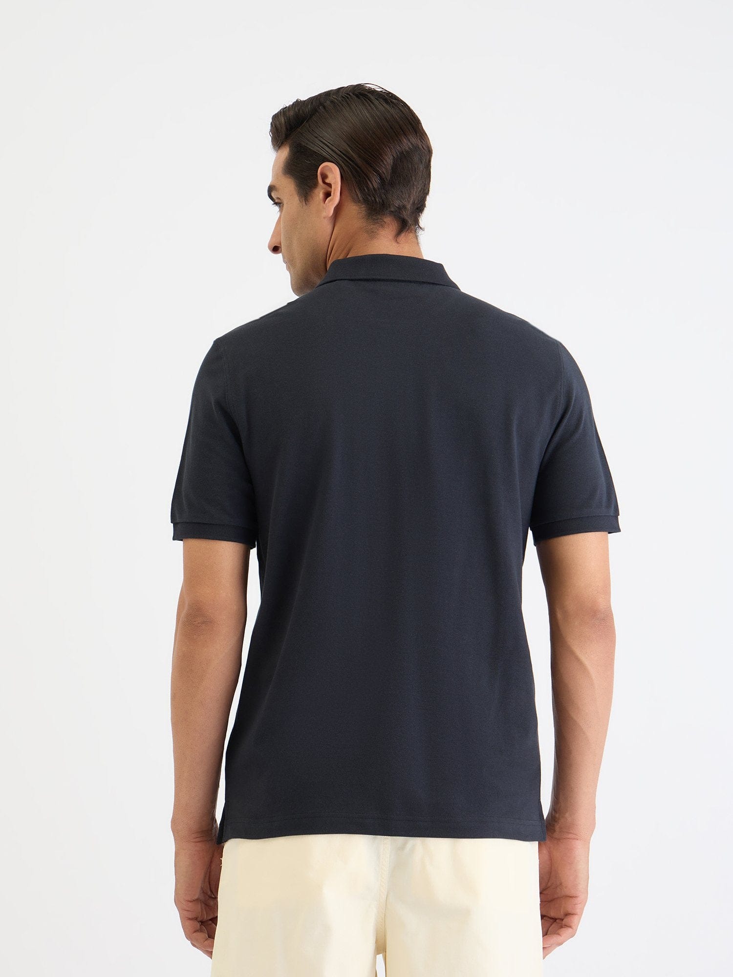 Gant Men Black Solid Polo Tshirt
