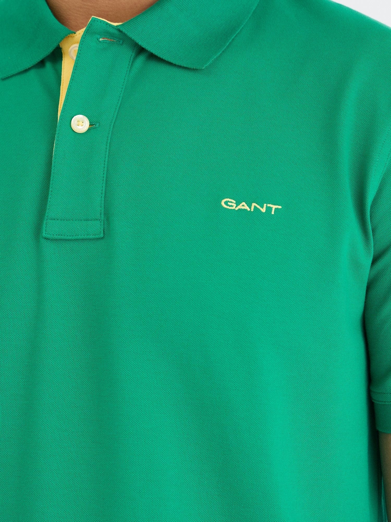Gant Men Green Solid Polo Tshirt