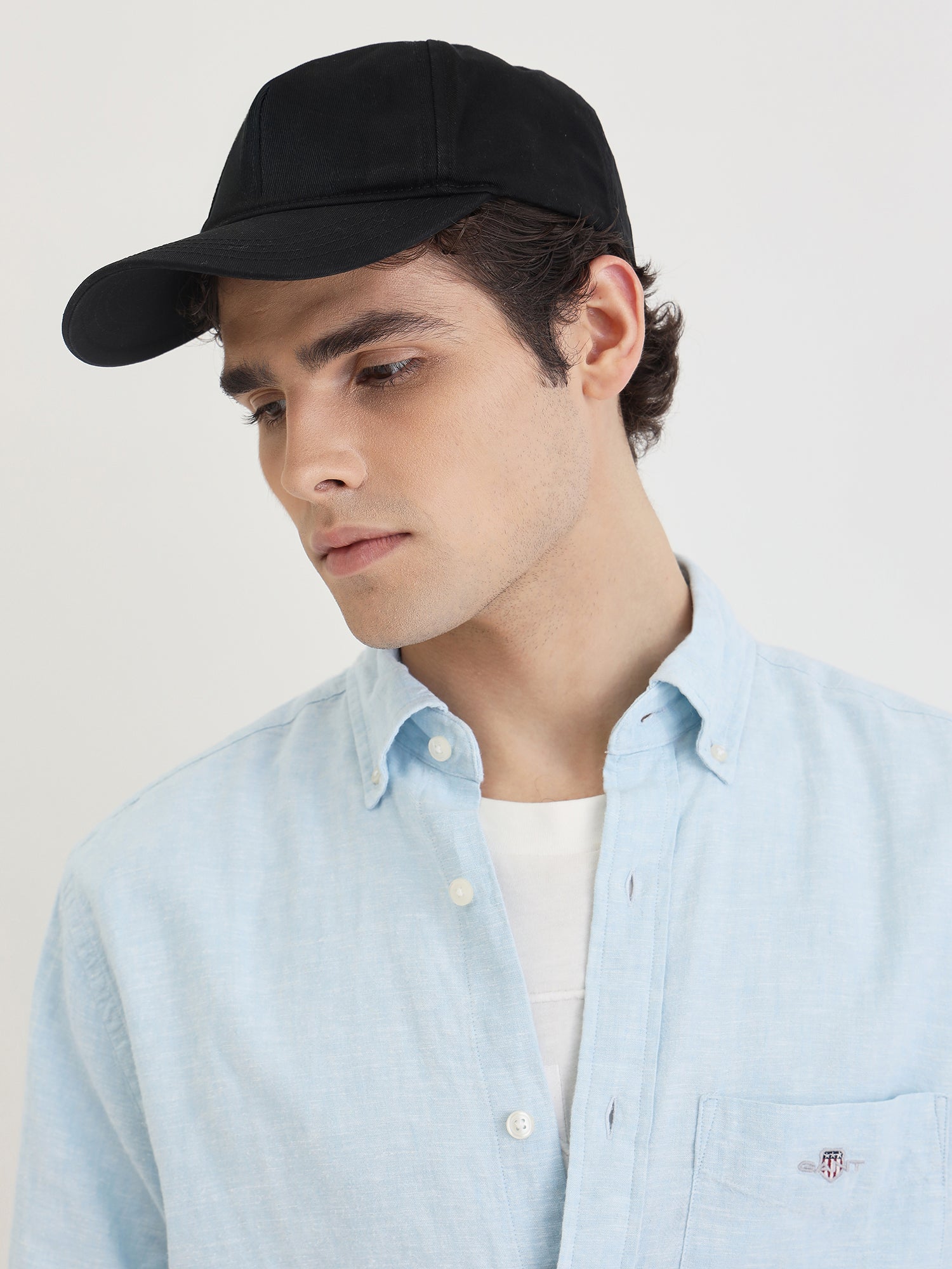 Gant Men Blue Solid Button-Down Collar Full Sleeves Shirt