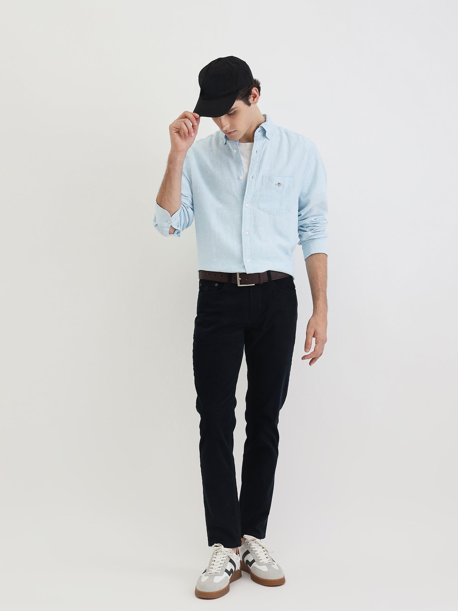 Gant Men Blue Solid Button-Down Collar Full Sleeves Shirt