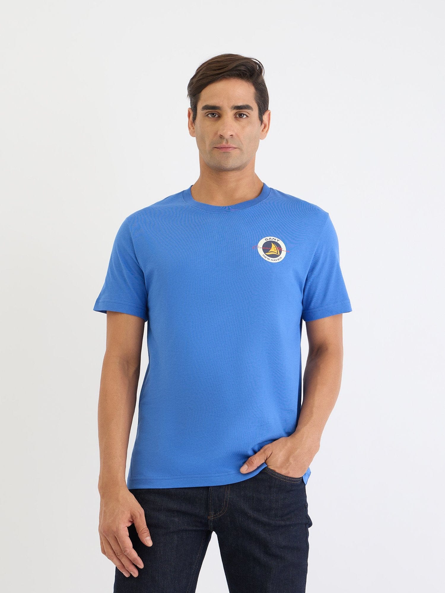 Gant Men Blue Solid Round Neck Tshirt