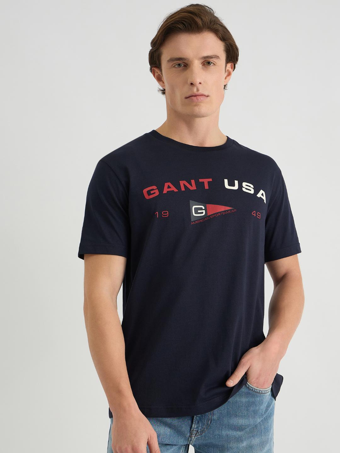 Gant Men Blue Regular Fit Solid Crew Neck Tshirt