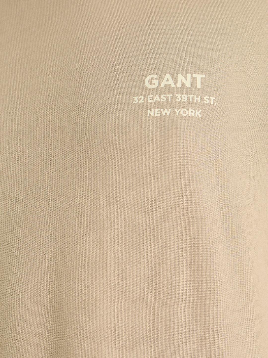 Gant Men Beige Regular Fit Solid Crew Neck Tshirt