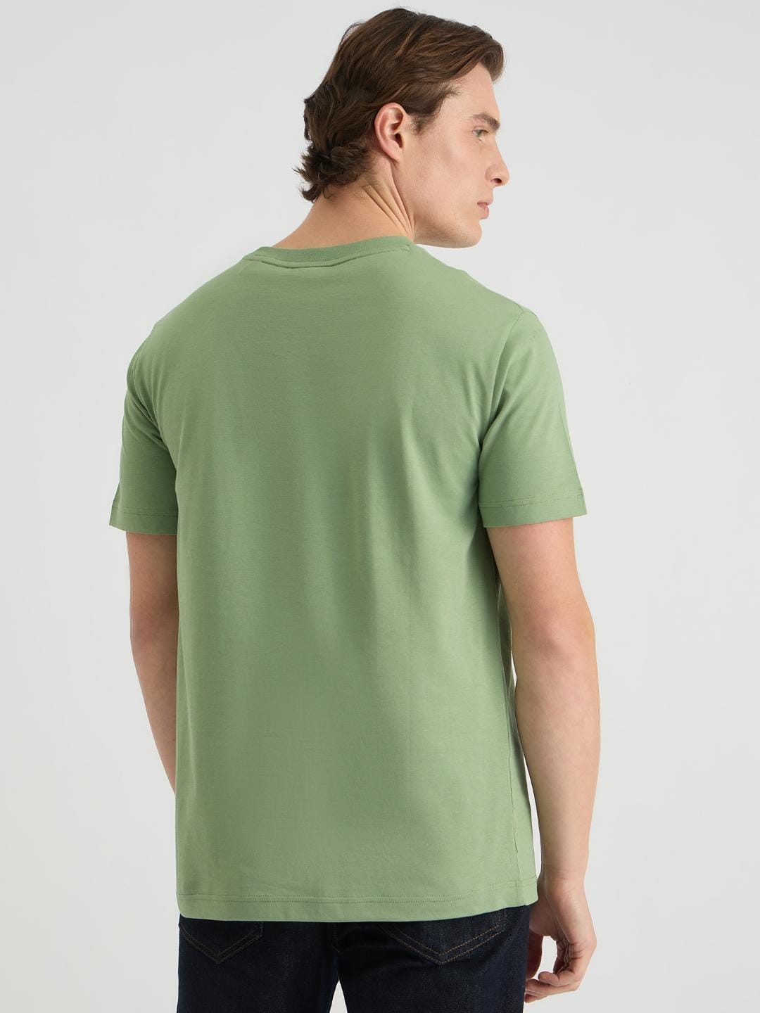Gant Men Green Regular Fit Solid Crew Neck Tshirt