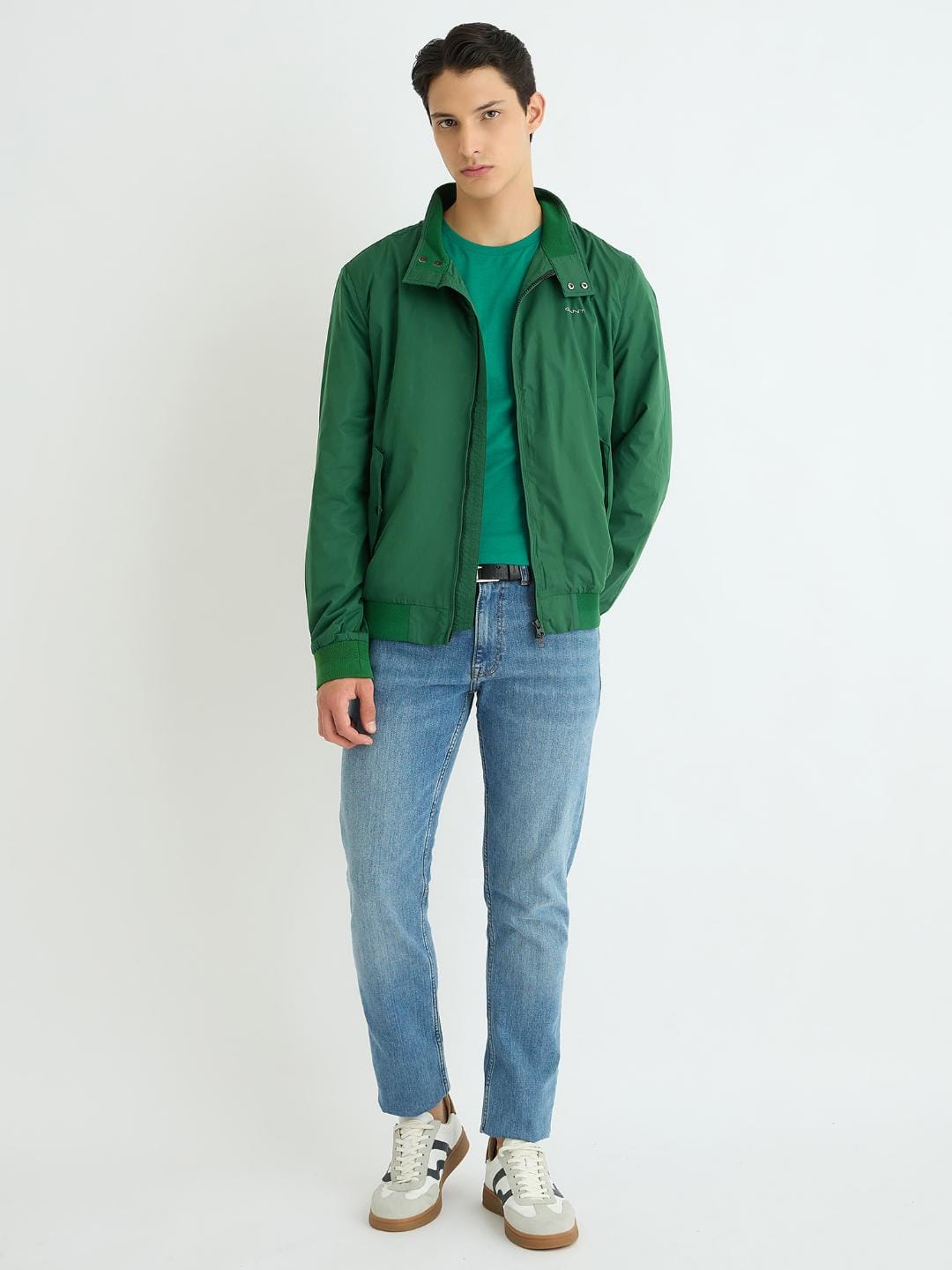 Gant Men Green Solid Crew Neck Tshirt