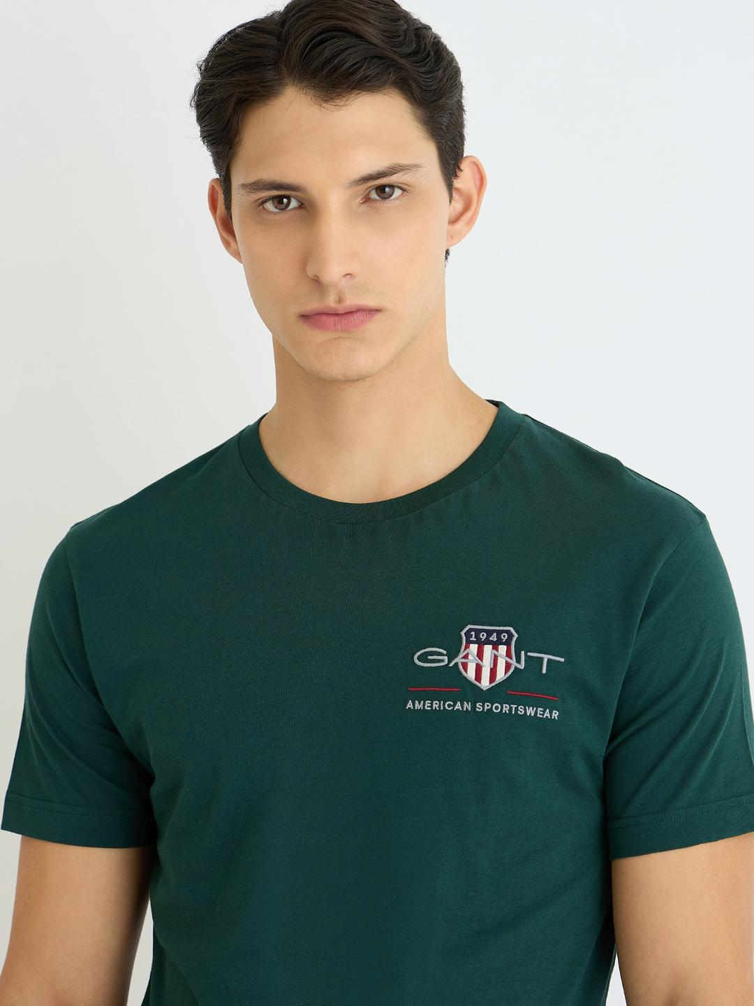 Gant Men Green Solid Crew Neck Tshirt