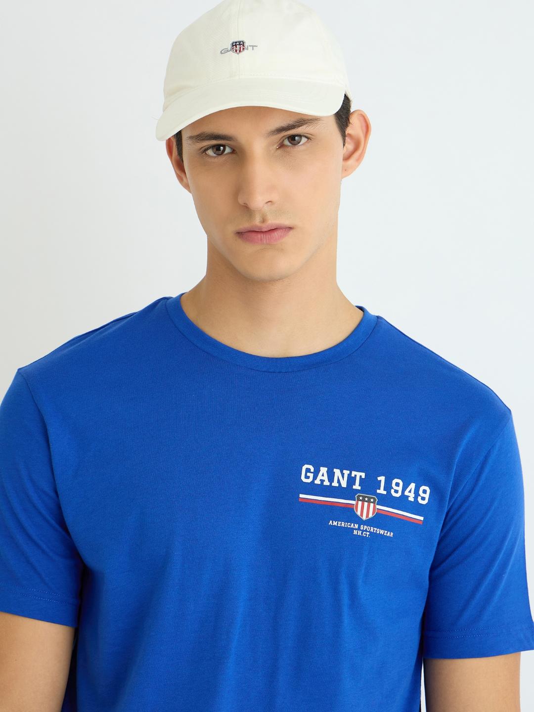 Gant Men Blue Solid Crew Neck Tshirt