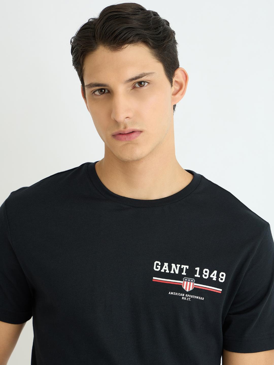 Gant Men Black Solid Tshirt