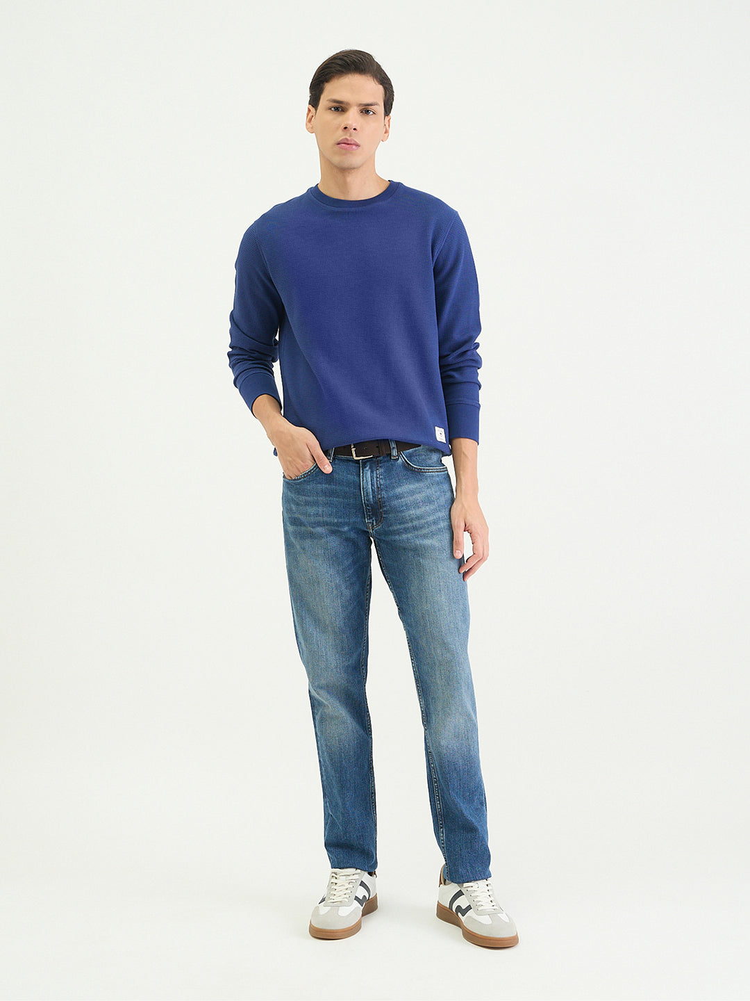 Gant Men Regular Dark Blue Textured Sweatshirt