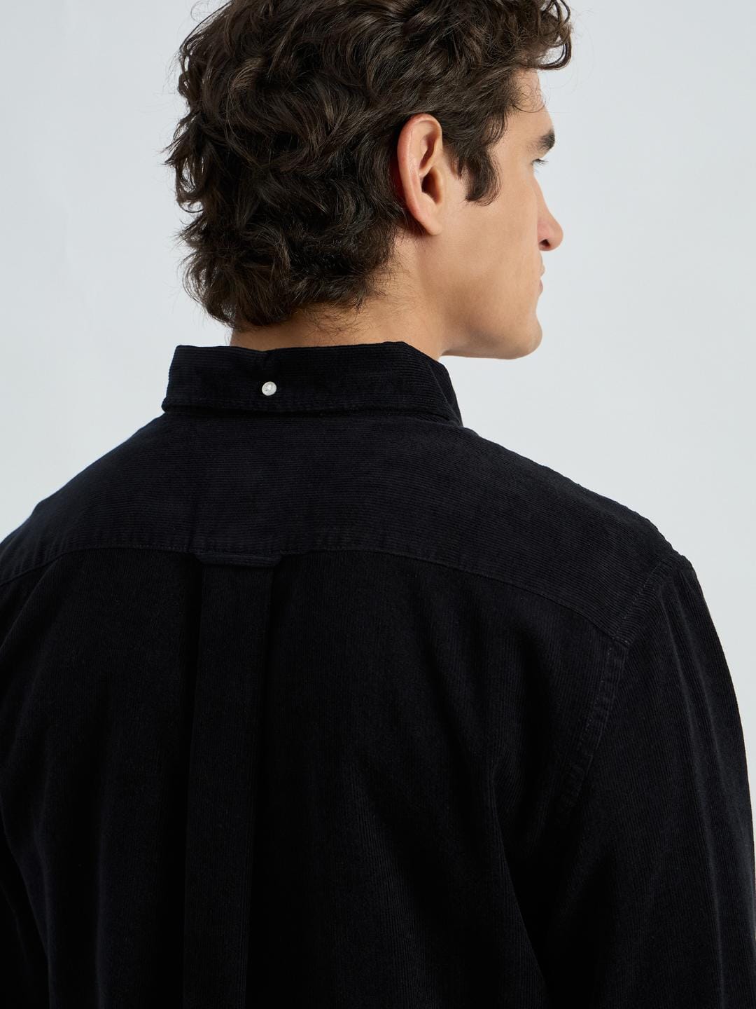 Gant Men Black Solid Collar Shirt