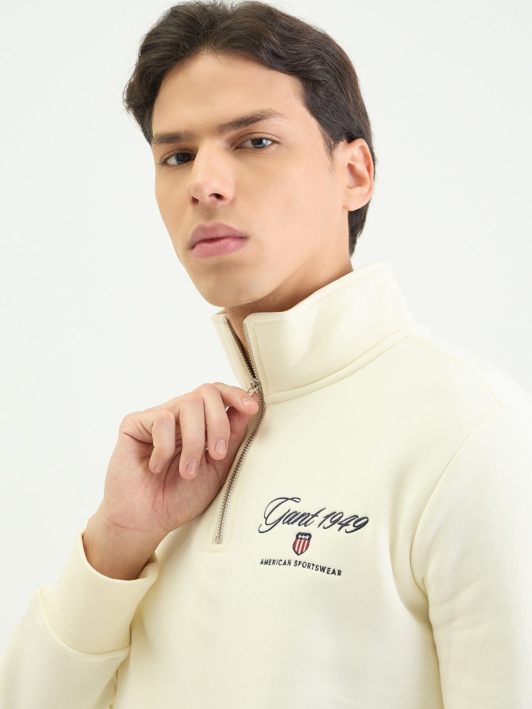 Gant Men Regular Cream Logo Sweatshirt