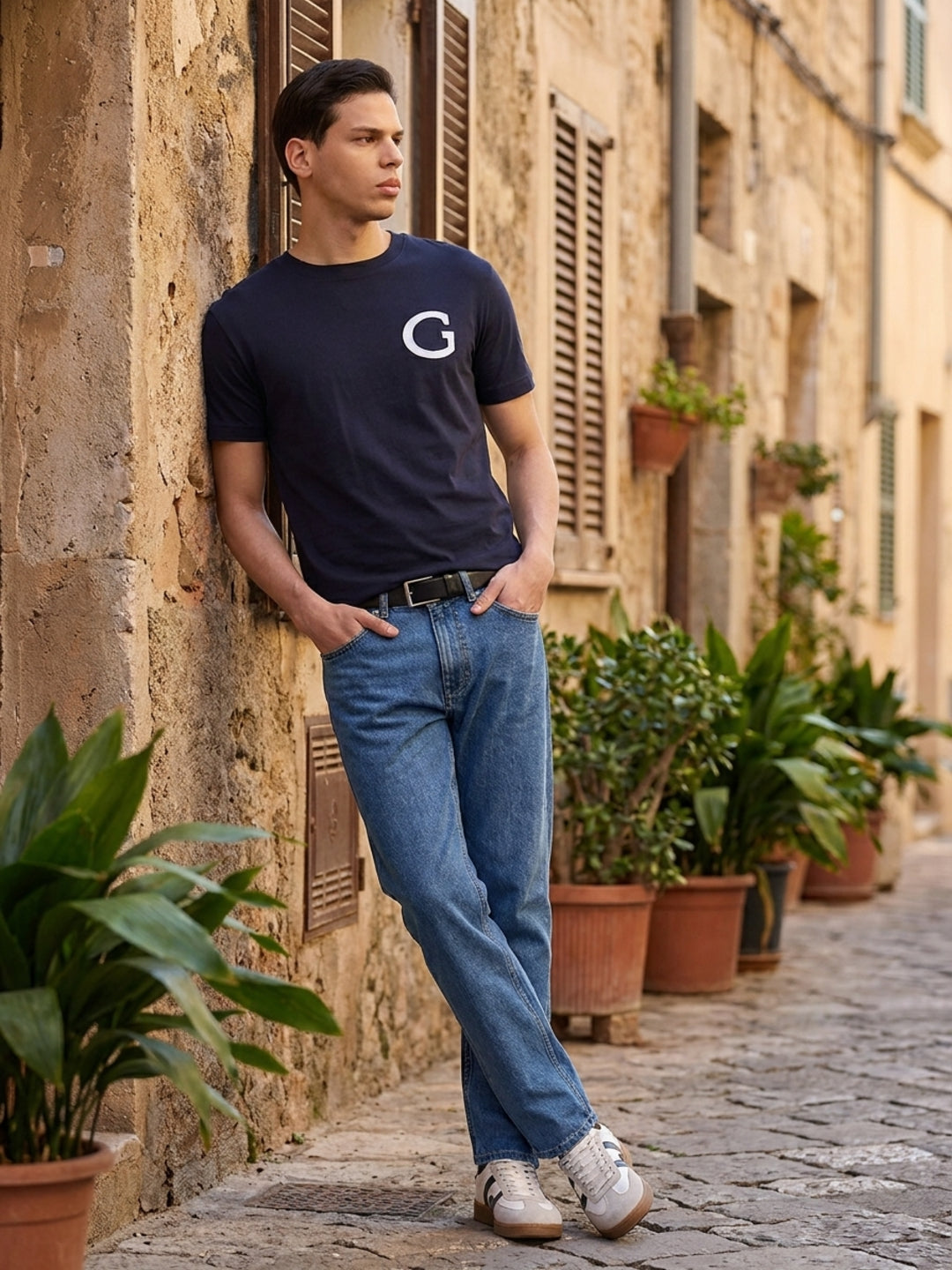 Gant Men Navy Blue Solid Regular Fit T-Shirt