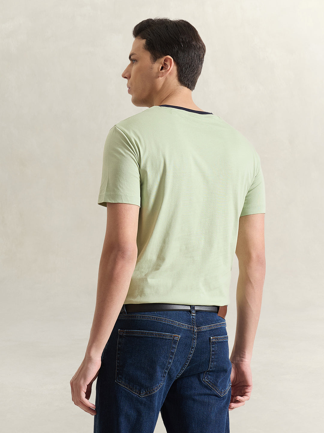 Gant Men Green Solid Regular Fit Pure Cotton T-Shirt
