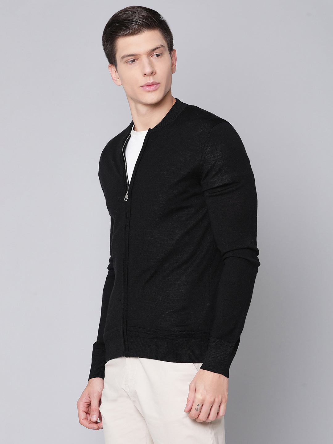 Bruun & Stengade Men Black Solid Round Neck Sweater