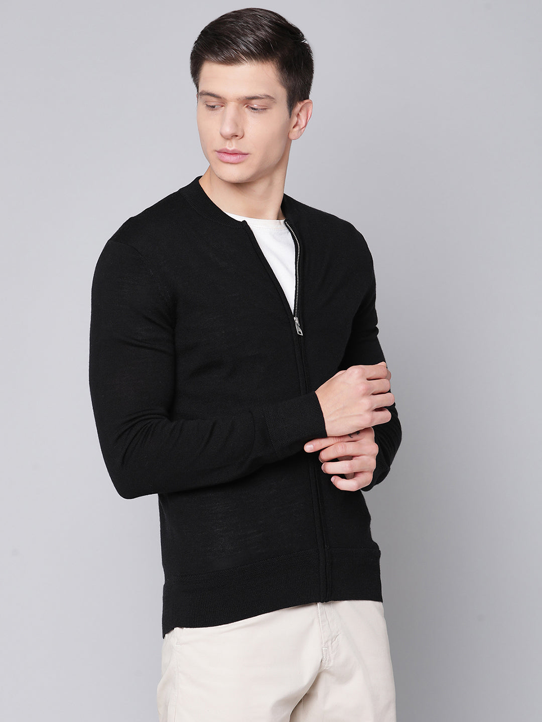 Bruun & Stengade Men Black Solid Round Neck Sweater