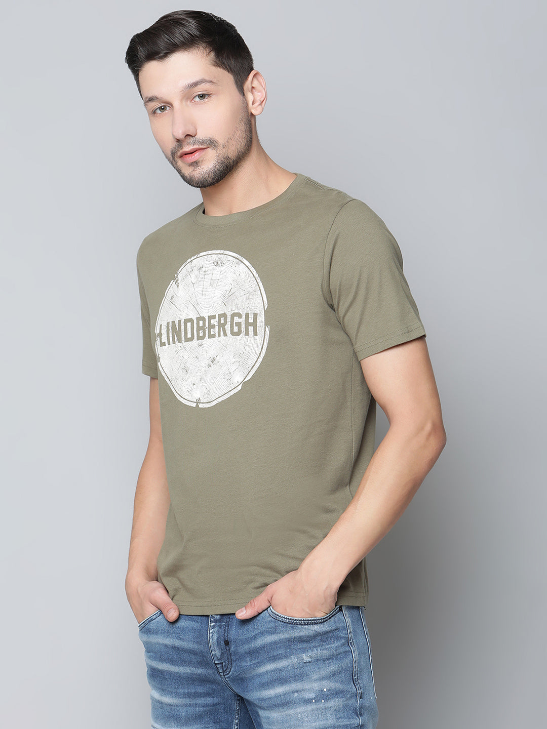 Lindbergh Men Green Solid Round Neck TShirt