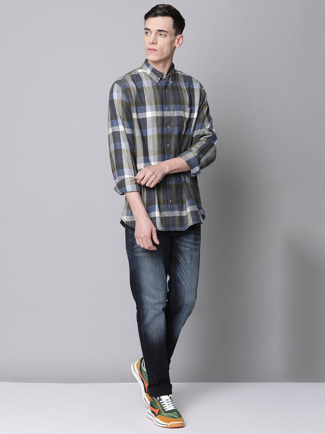 Lindbergh Men Green Checked Button Down Collar Shirt