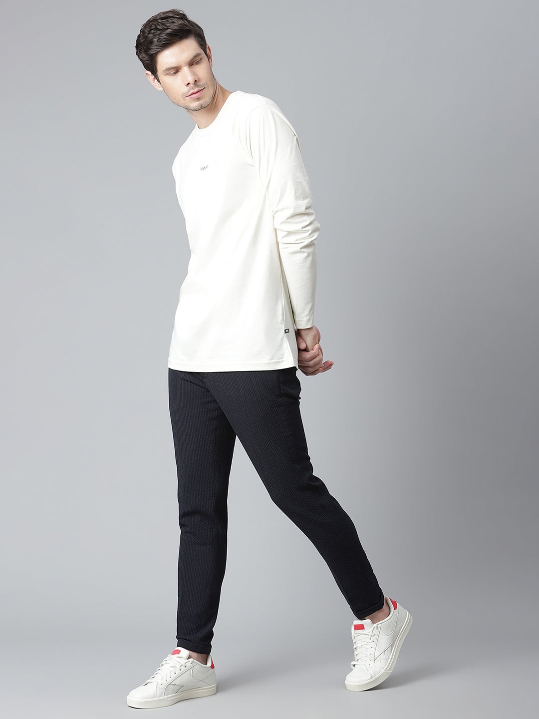 Matinique Men White Solid Round Neck TShirt