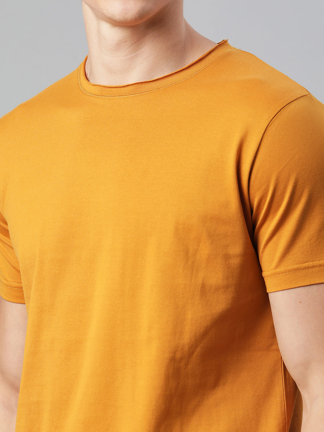Matinique Men Yellow Solid Round Neck TShirt
