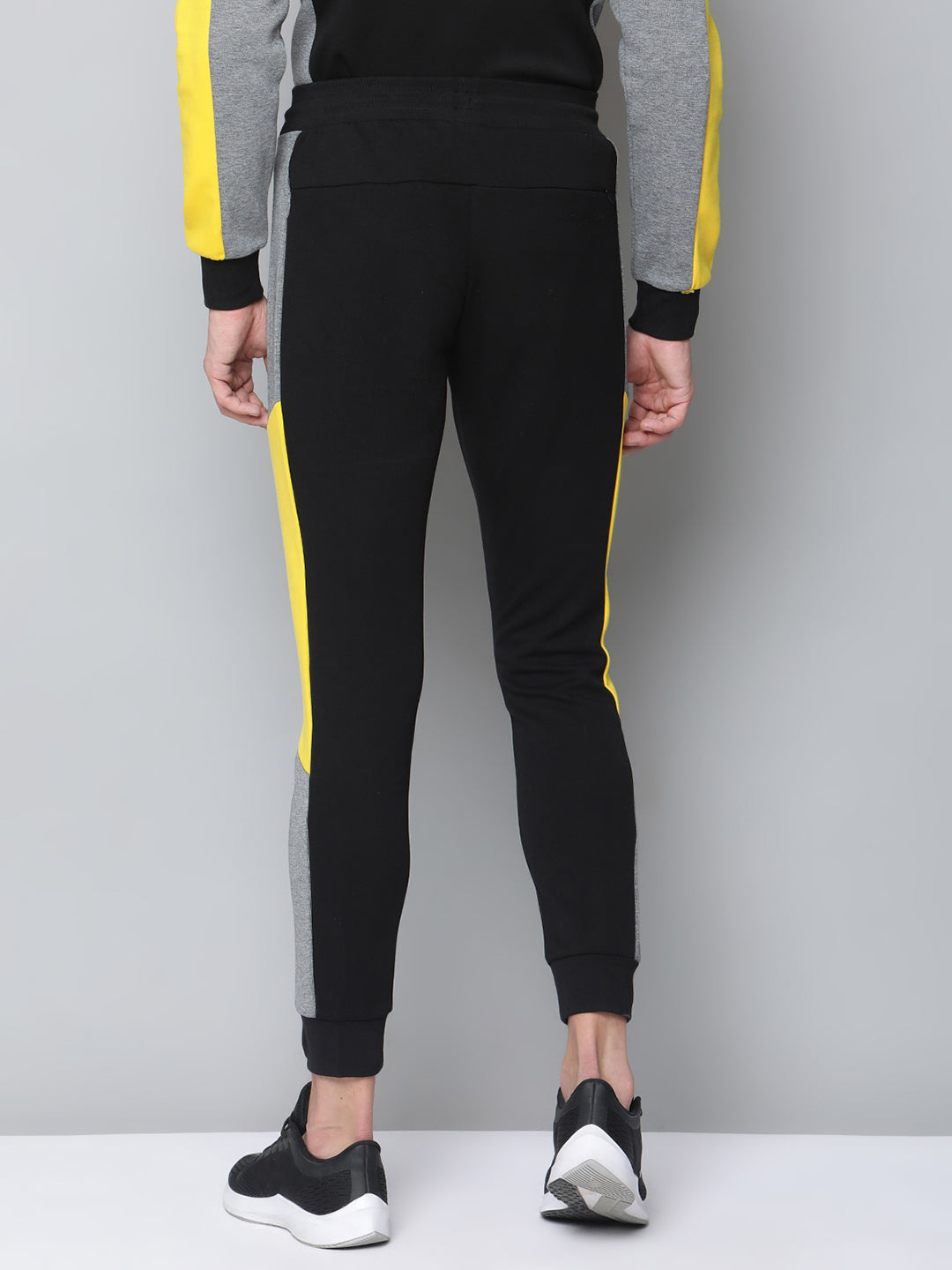 Antony Morato Men Black Solid Slim Fit Sweatpant