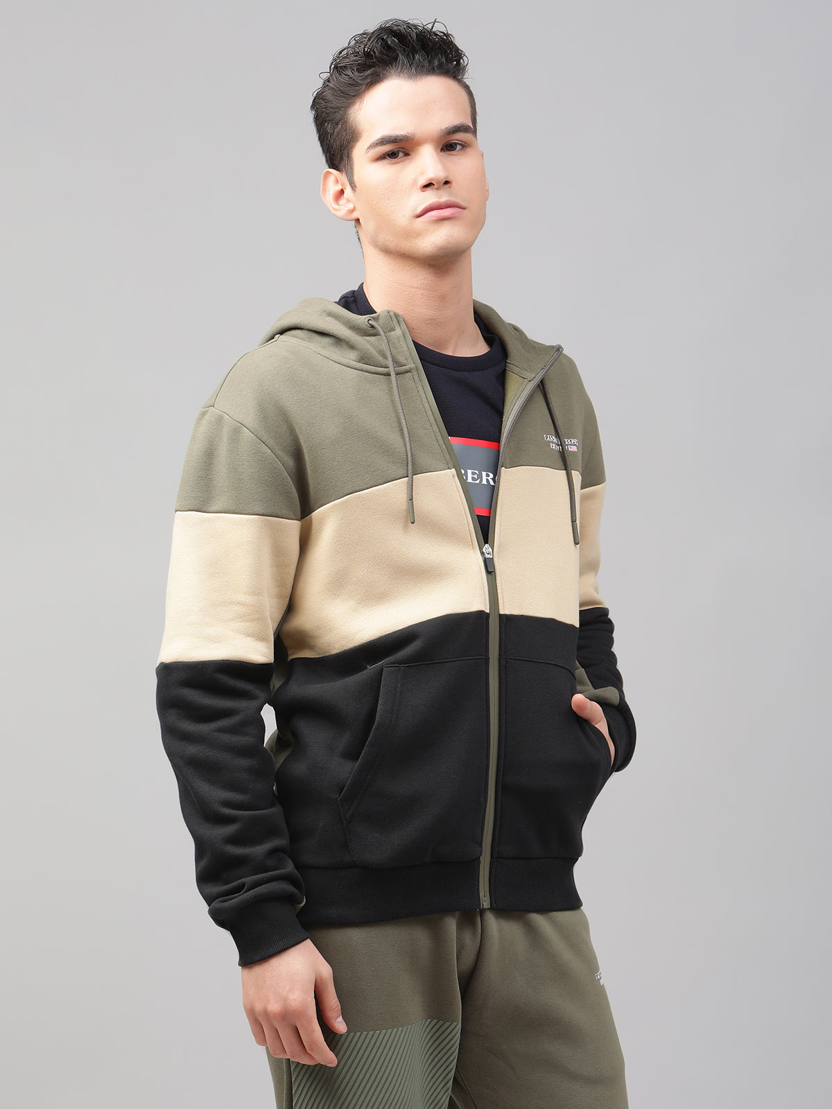 Lindbergh Men Black Solid Round Neck Sweatshirt