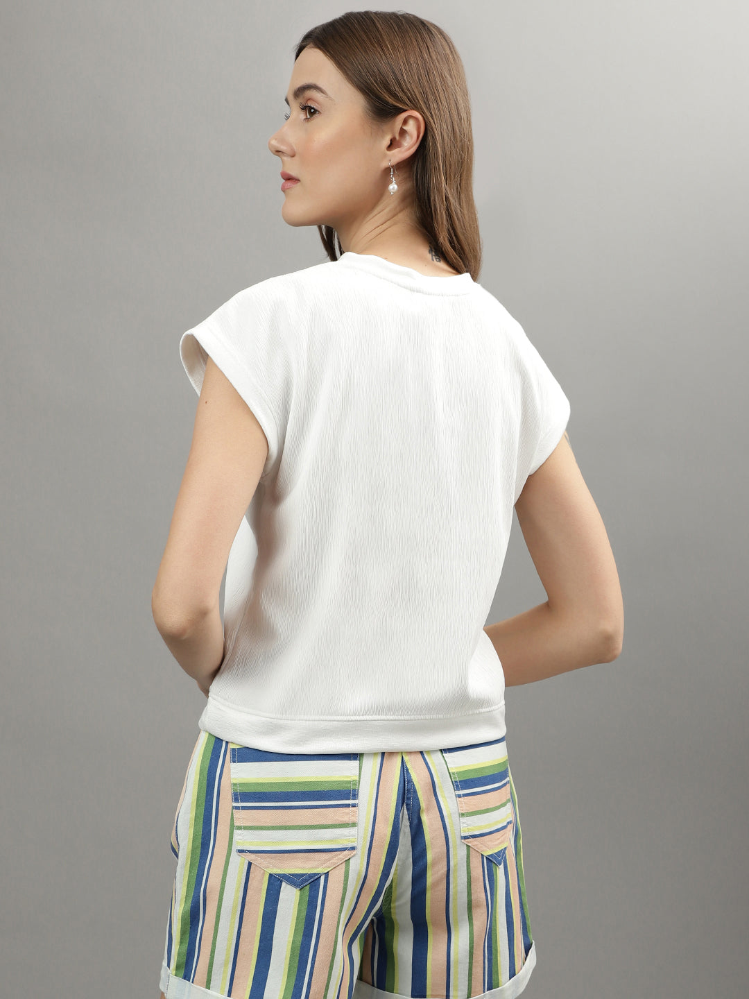 Iconic Women White Solid V Neck Top