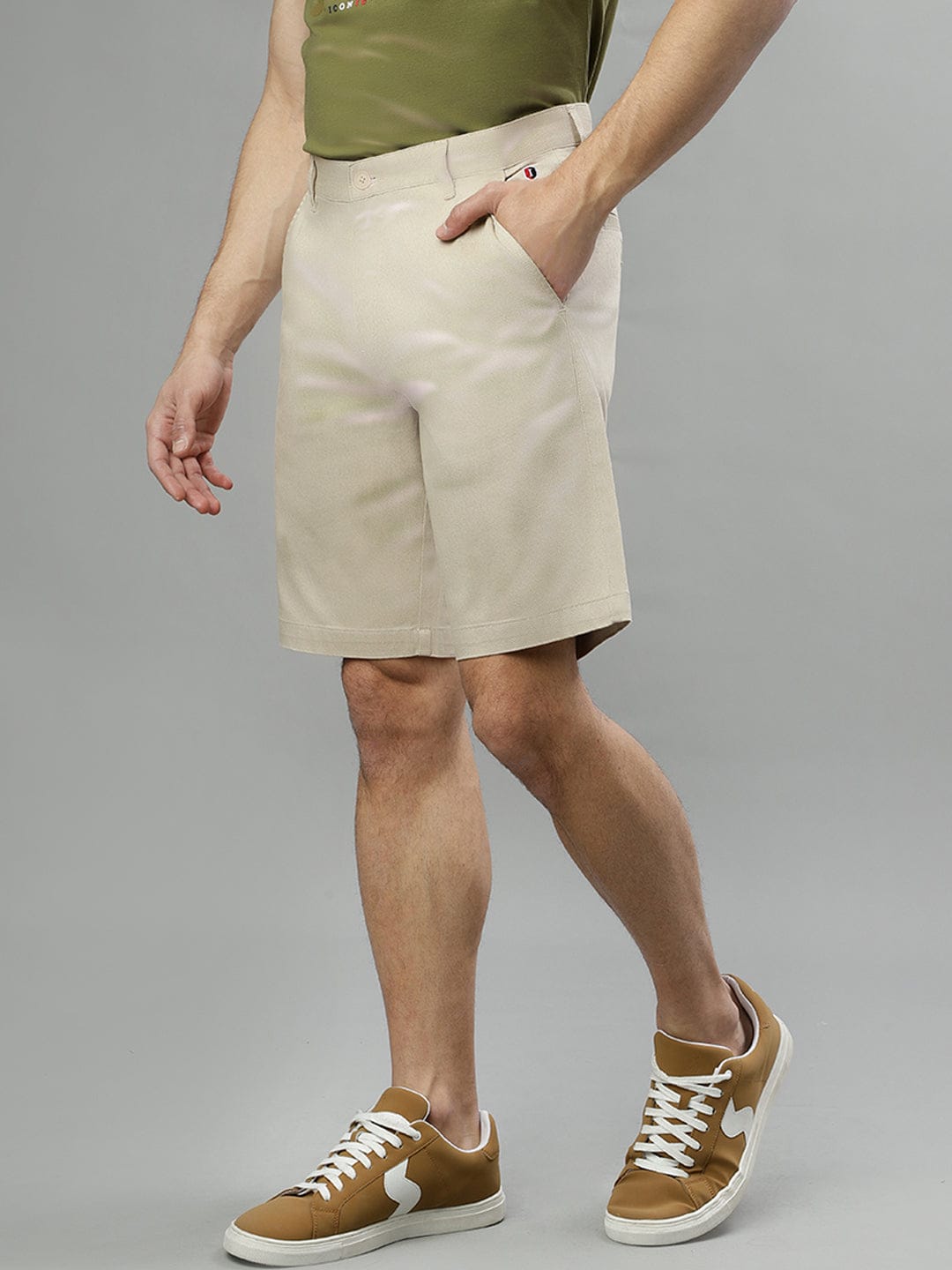 Iconic Men Beige Regular Fit Shorts