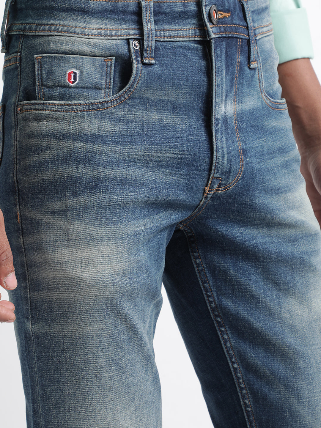 Iconic Men Blue Slim Fit Jeans