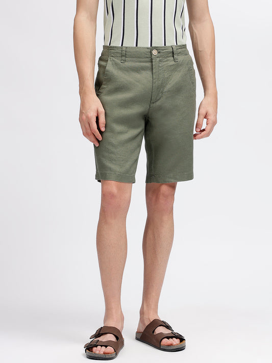 Bruun & Stengade Men Green Solid Regular Fit Shorts