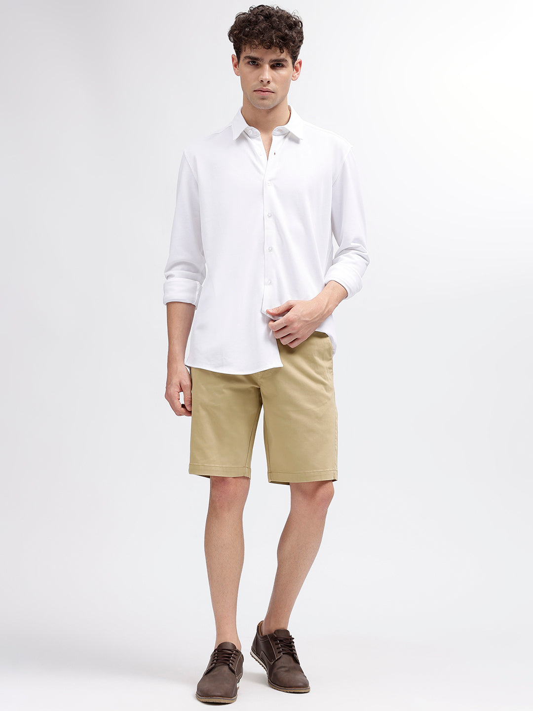 Bruun & Stengade Men Beige Solid Regular Fit Shorts