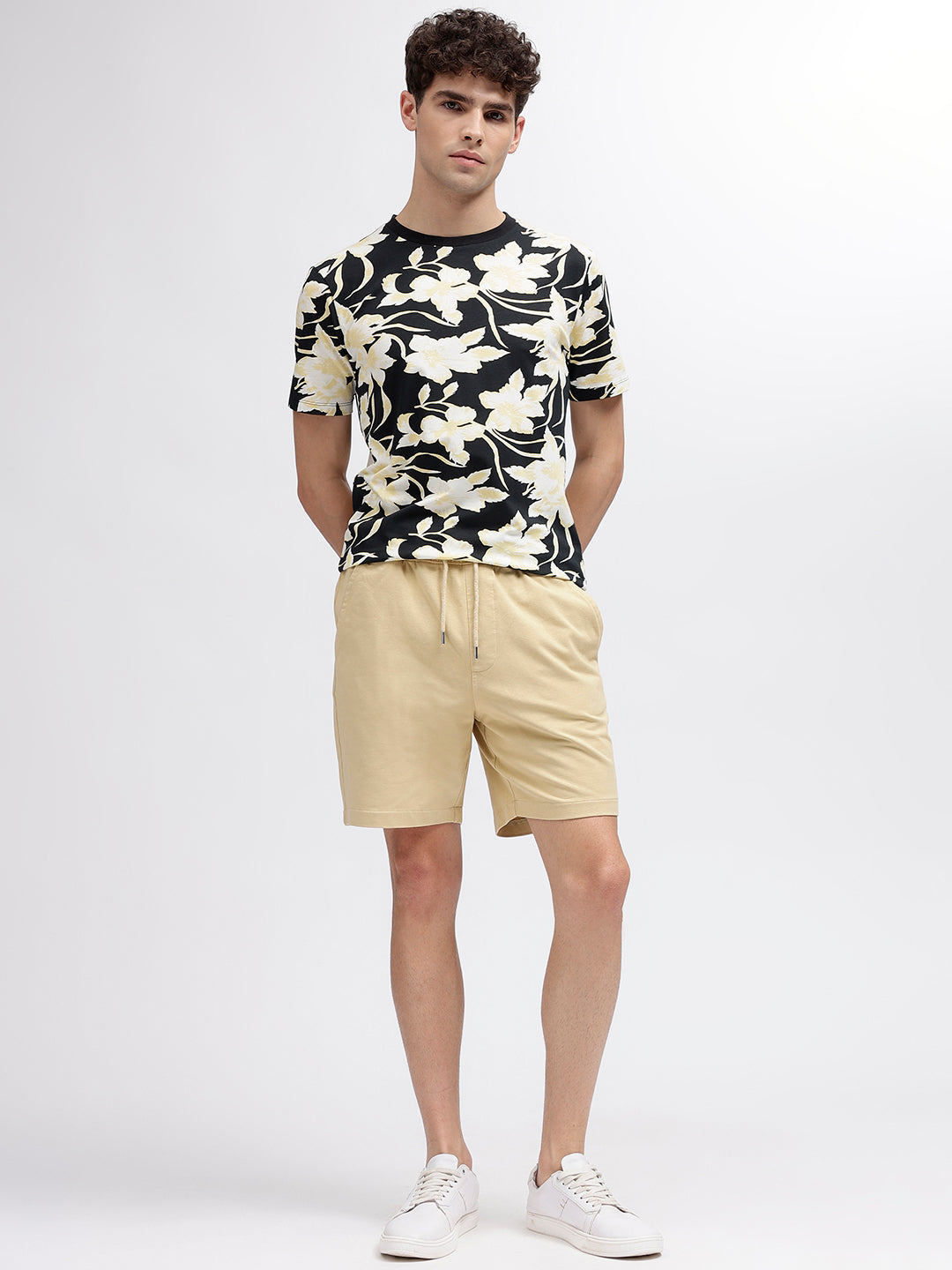 Lindbergh Men Black Printed Round Neck Short Sleeves T-Shirt