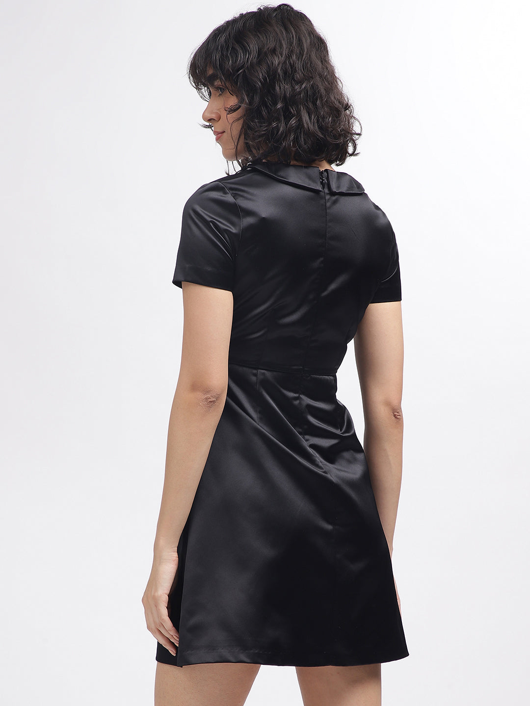 Elle Women Black Solid V-Neck Short Sleeves Dress