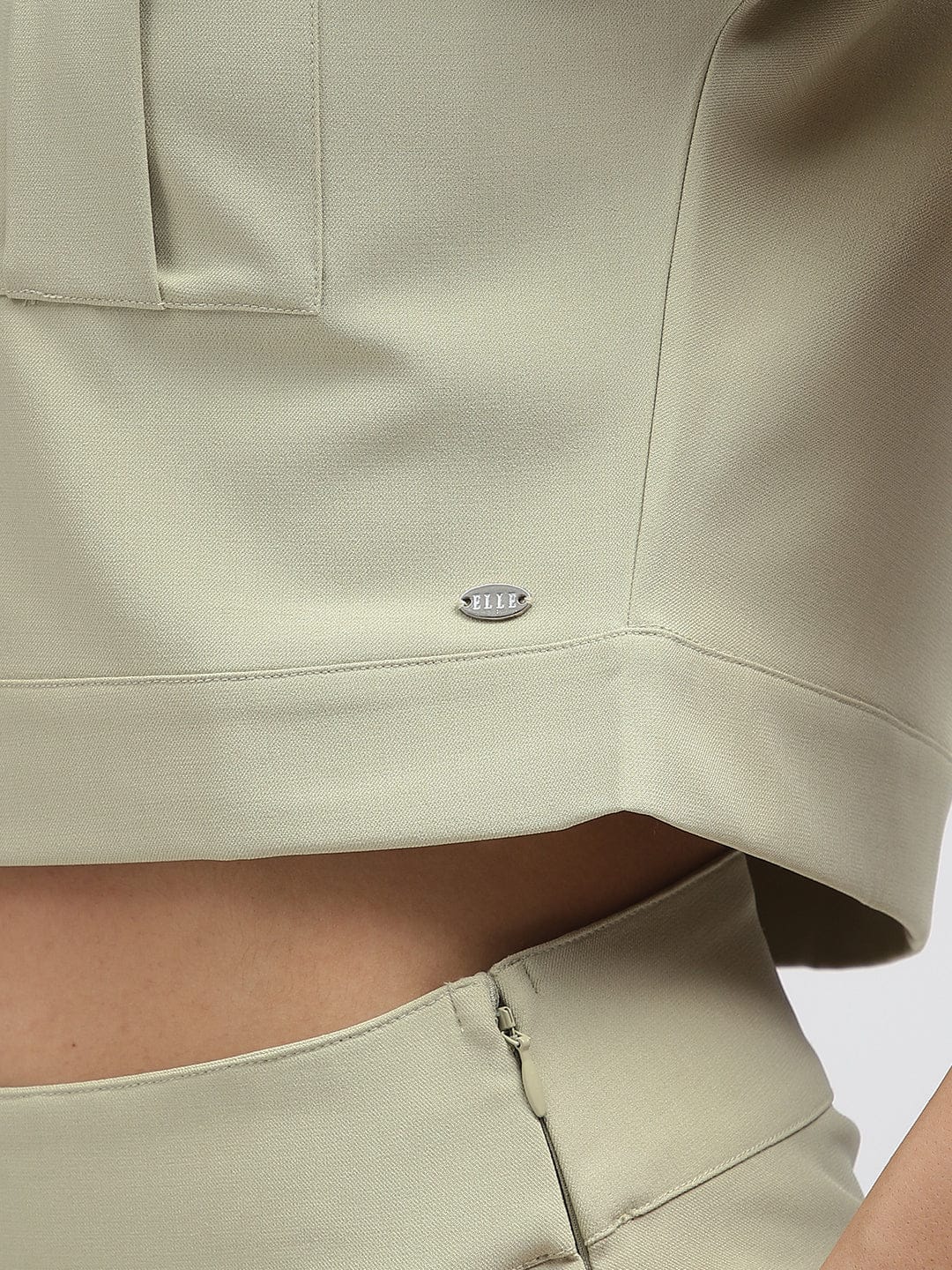 Elle Women Green Solid V-Neck Short Sleeves Top