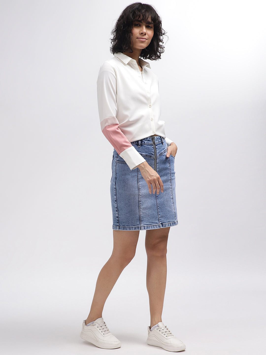 Iconic Women Blue Solid Regular Fit Skirt